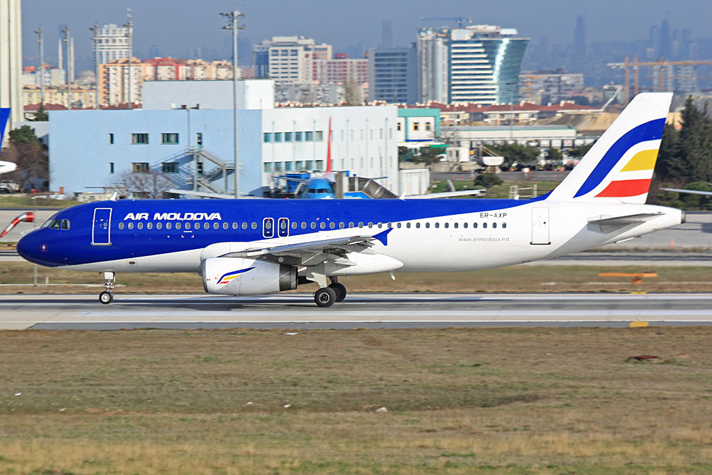 ER-AXP (cn 0741) Airbus A320-233