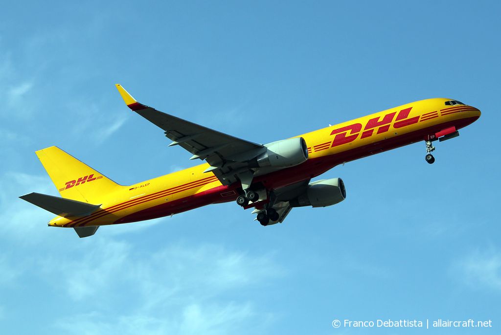 D-ALEP · Boeing 757-2Q8(PCF)(WL) · (MLA / LMML)
