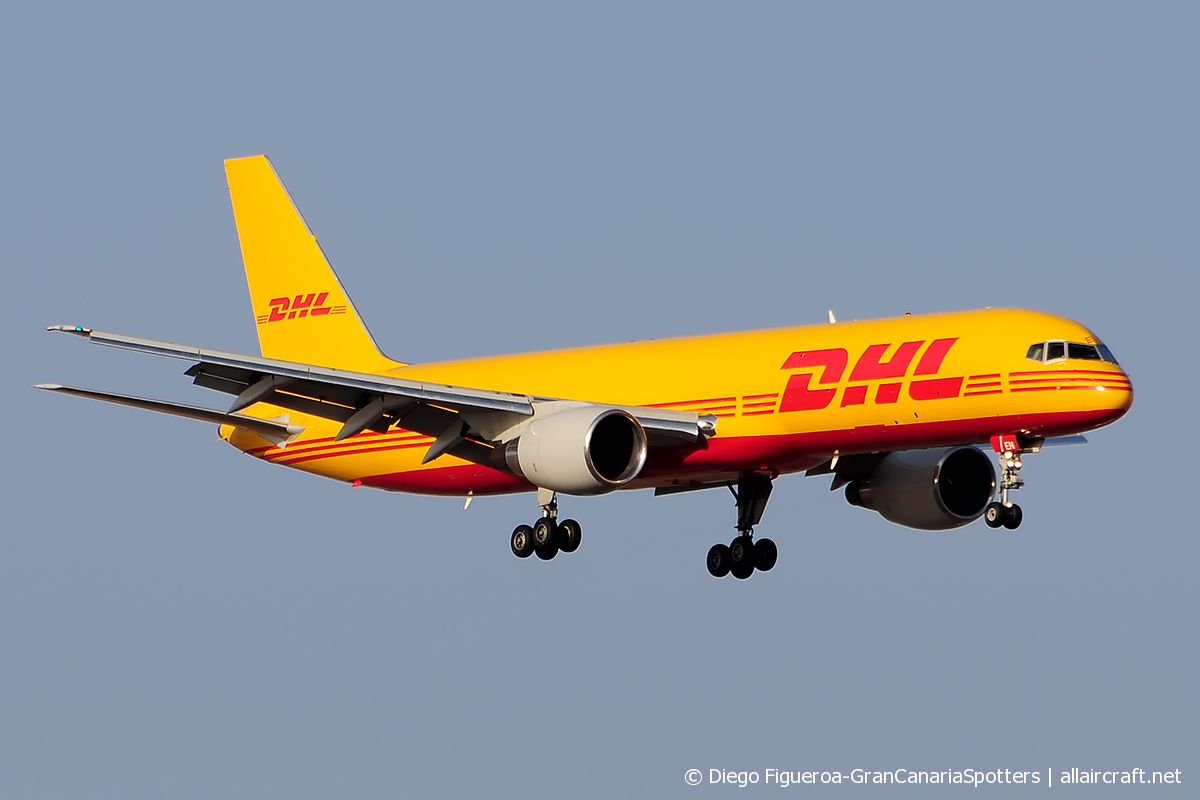 D-ALEN (29380) Boeing 757-2Q8(PCF)