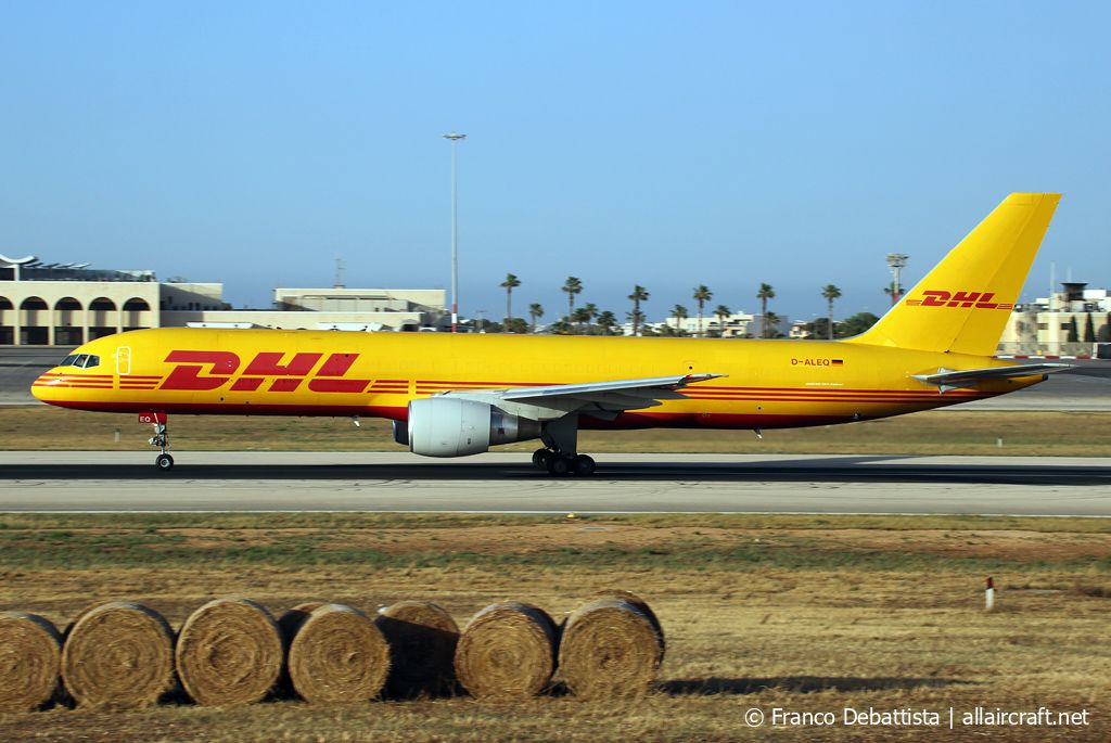D-ALEQ (26332) 1995 Boeing 757-2Q8(PCF)