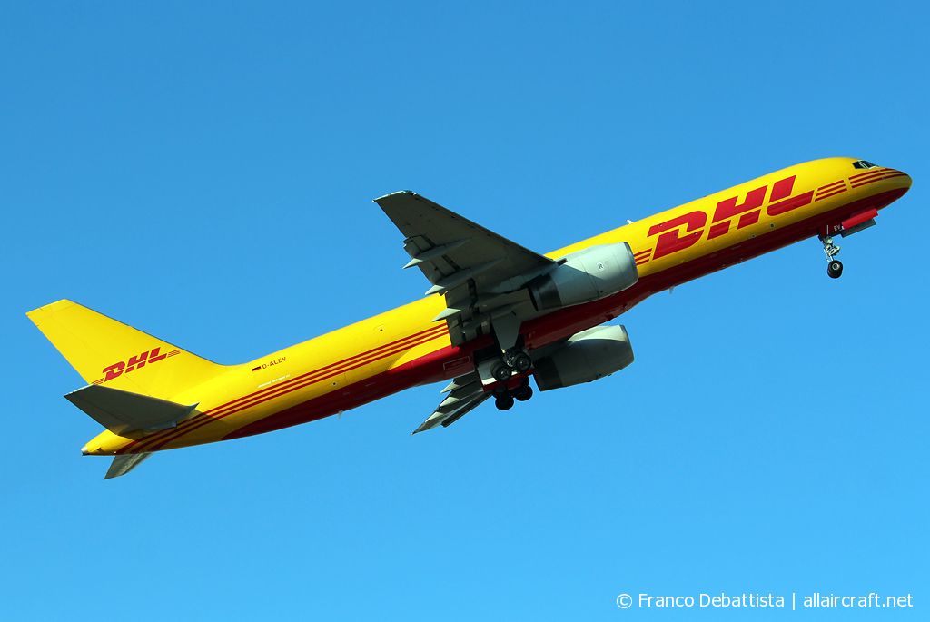 D-ALEV · Boeing 757-28A(PCF) · (MLA / LMML)