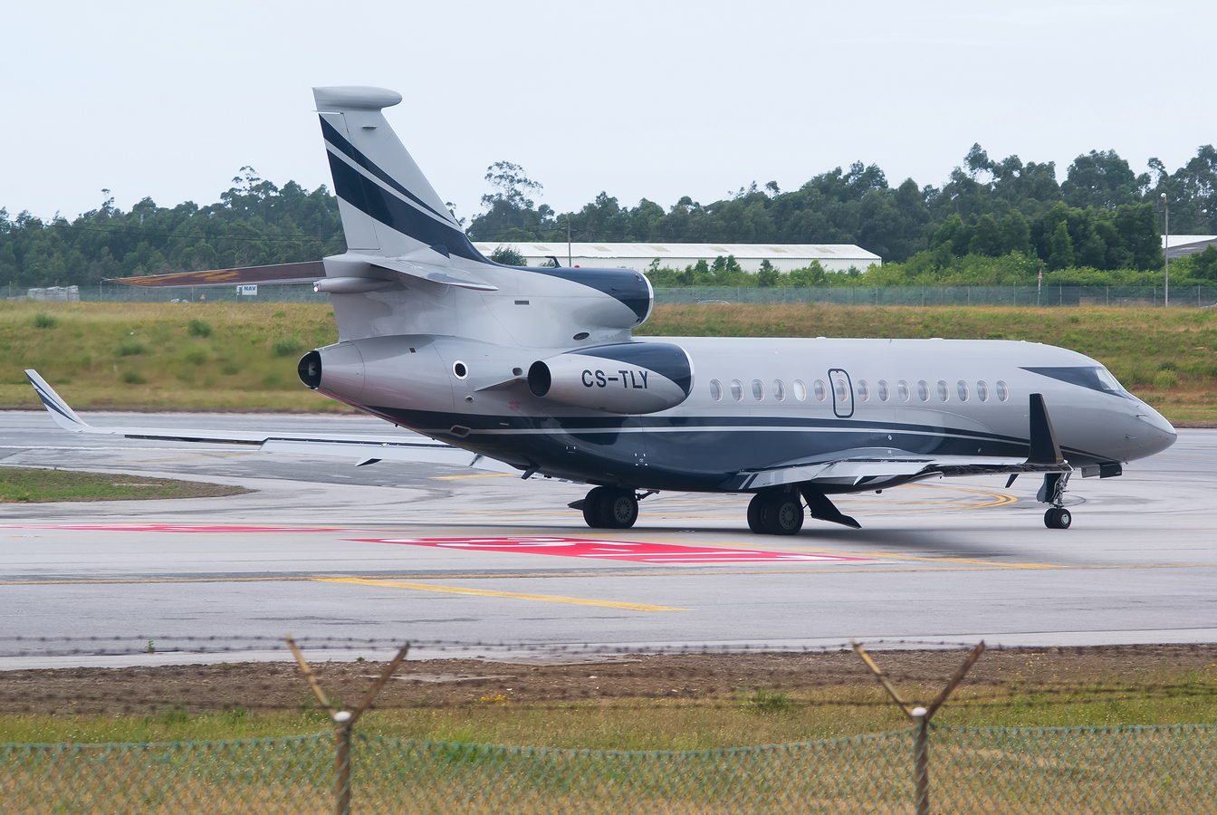 CS-TLY · Dassault Falcon 7X · (OPO / LPPR)