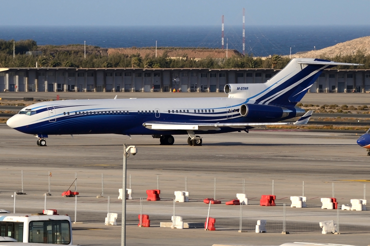 M-STAR (22687) 1981 Boeing 727-2X8(A)(RE)(WL)