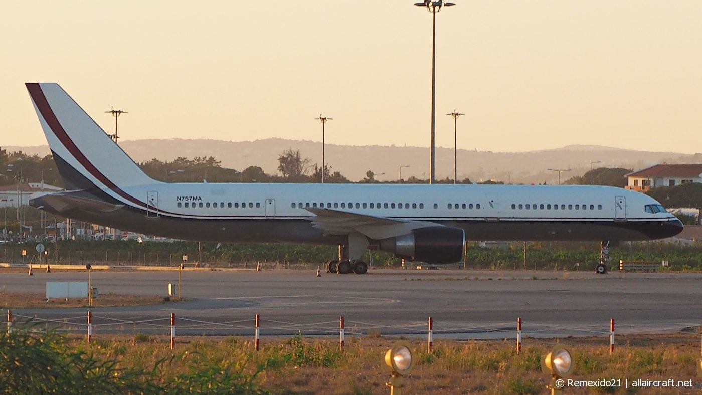 N757MA (28463) 1997 Boeing 757-24Q