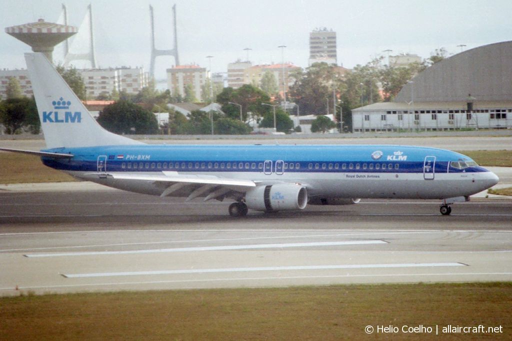 PH-BXM · Boeing 737-8K2 · (LIS / LPPT)
