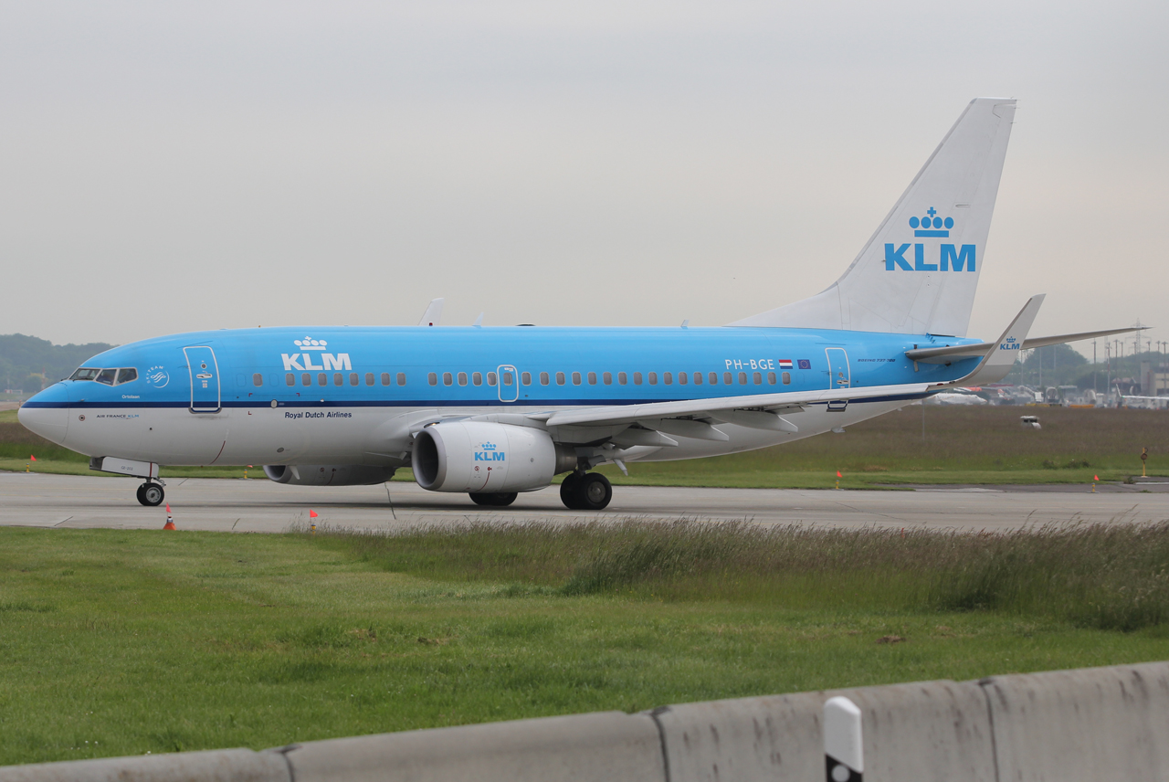 PH-BGE · Boeing 737-7K2 · (GVA / LSGG)