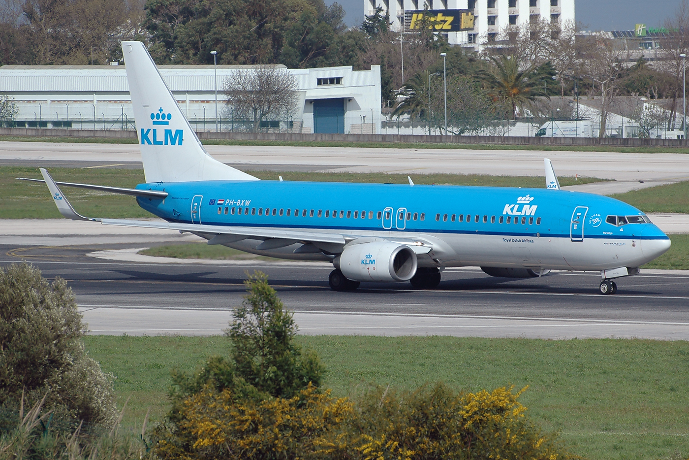 PH-BXW (30360) 2007 Boeing 737-8K2(WL)