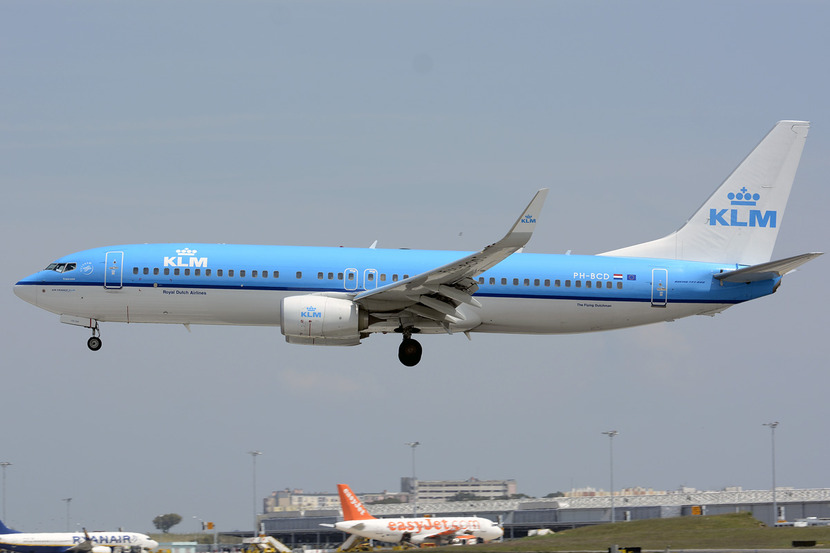 PH-BCD · Boeing 737-8K2(WL) · (LIS / LPPT)