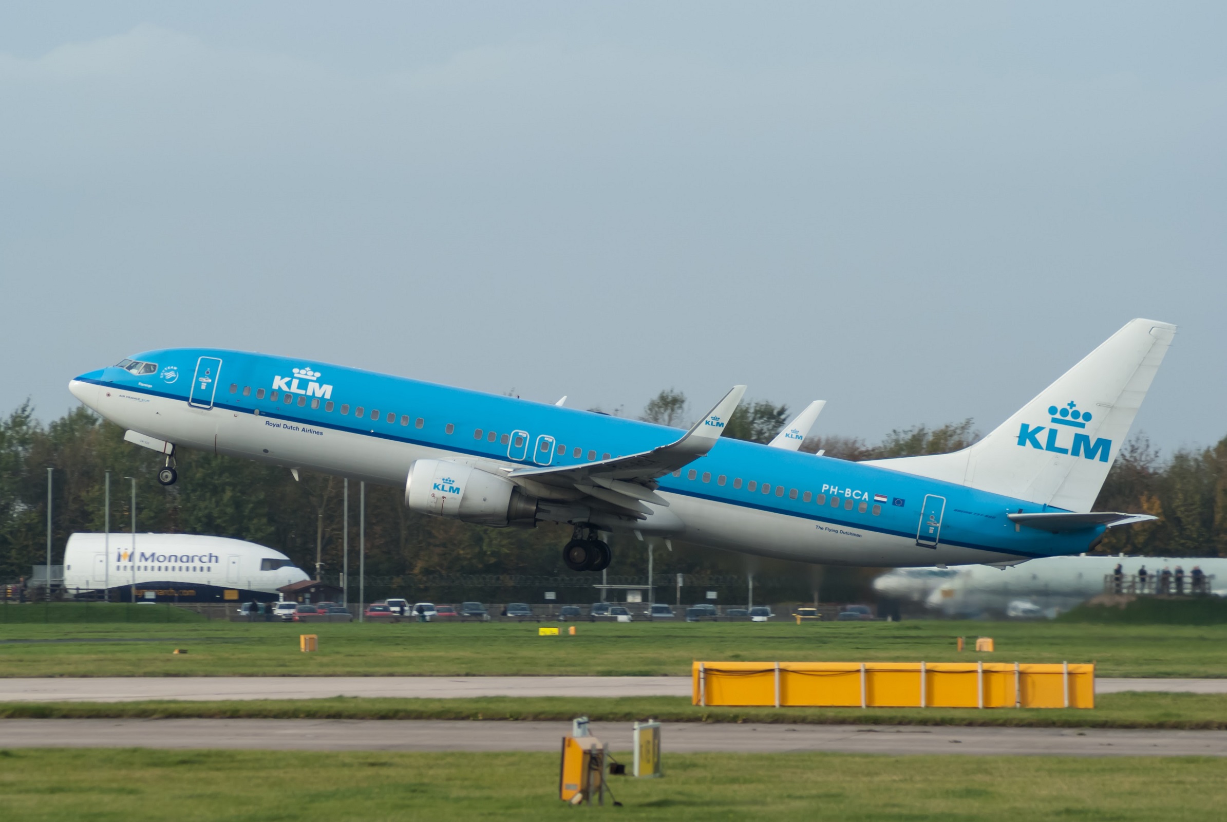 PH-BCA (37820) 2010 Boeing 737-8K2(WL)