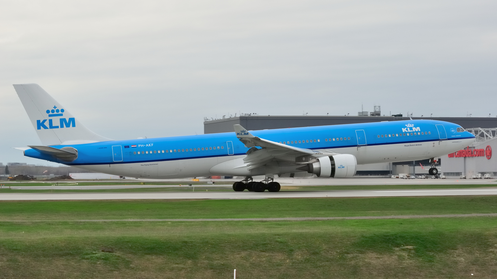 PH-AKF, (cn 1580), Airbus A330-303