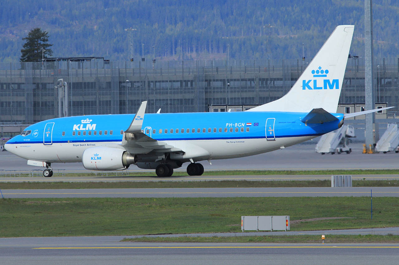 PH-BGN · Boeing 737-7K2(WL) · (OSL / ENGM)
