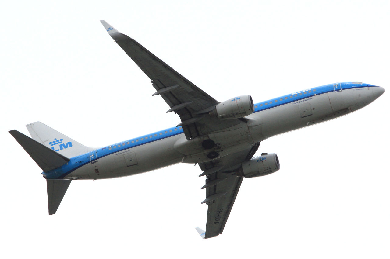 PH-BXN (30356) 2000 Boeing 737-8K2(WL)