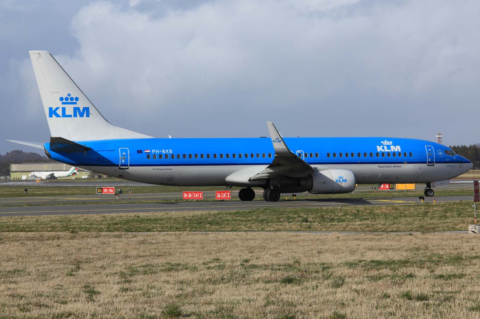 PH-BXB · Boeing 737-8K2(WL) · (SVG / ENZV)