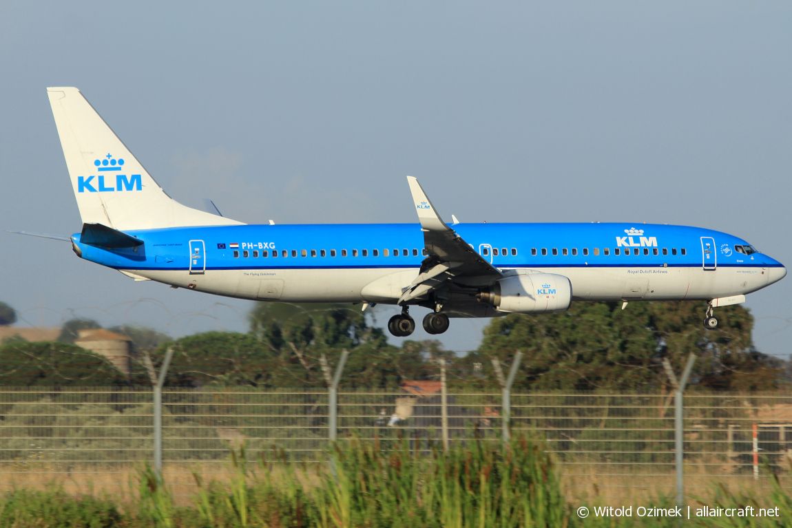 PH-BXG · Boeing 737-8K2(WL) · (FCO / LIRF)