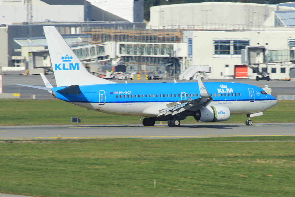 PH-BGF (30365) 2008 Boeing 737-7K2