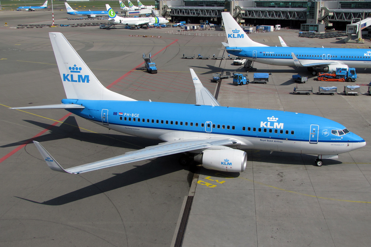 PH-BGE (30371) 2008 Boeing 737-7K2(WL)