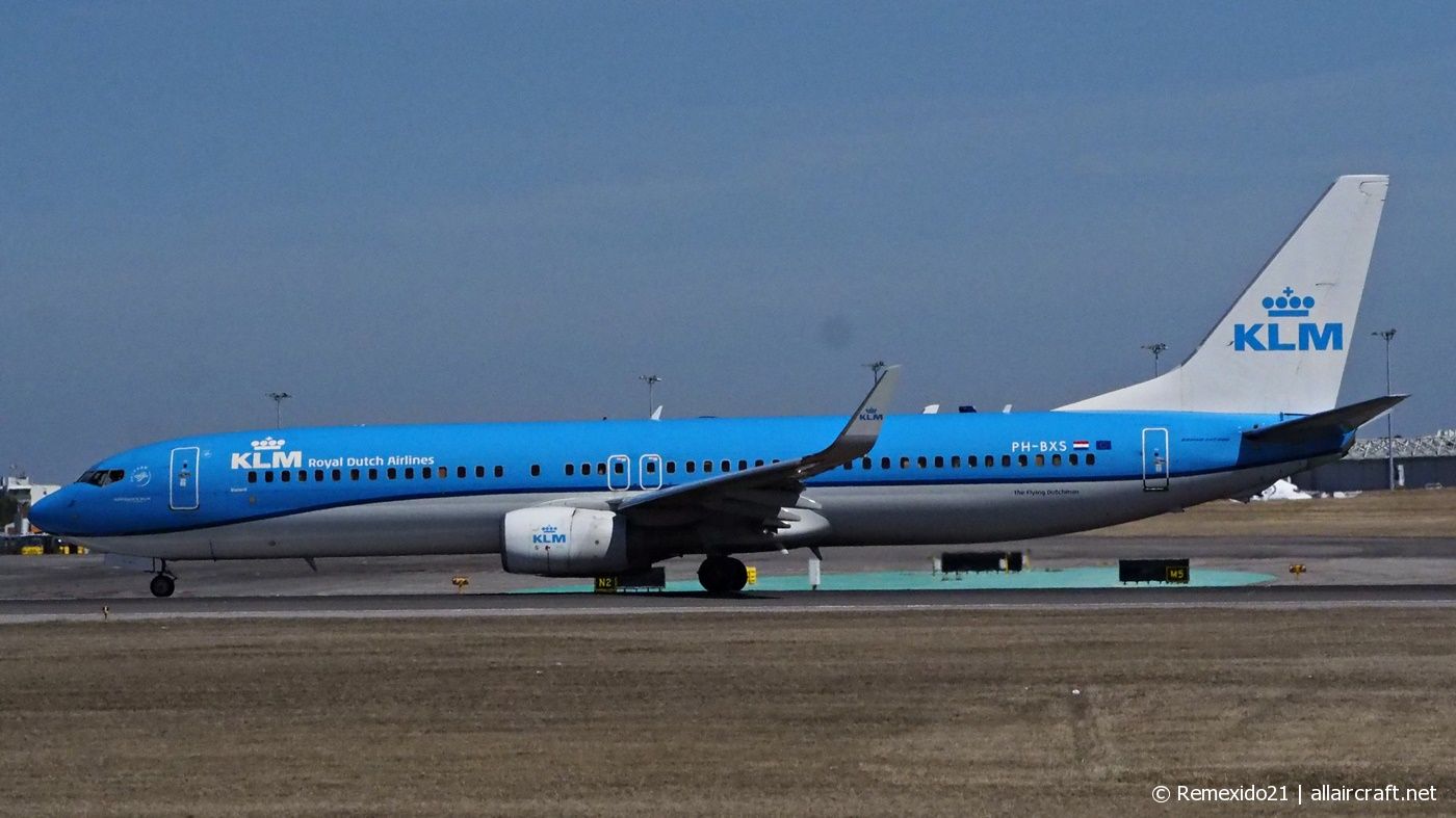 PH-BXS (29602) 2001 Boeing 737-9K2(WL)
