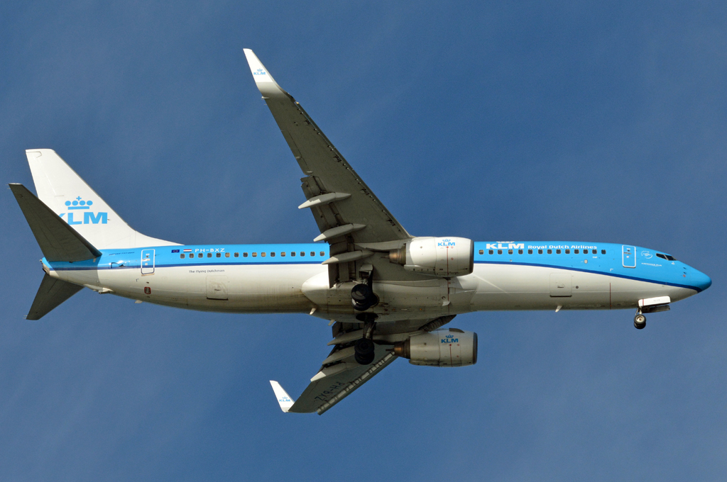 PH-BXZ (30368) 2008 Boeing 737-8K2(WL)