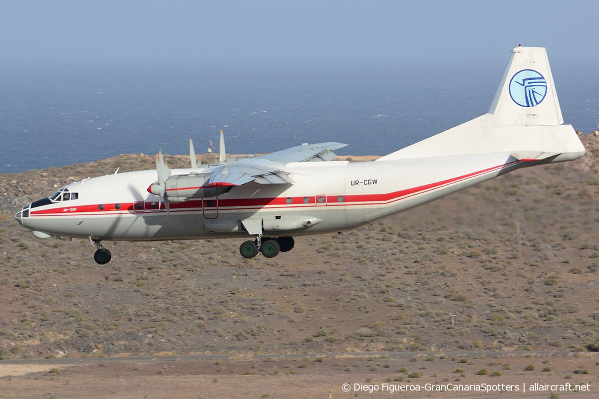 UR-CGW (402410) 1964 Antonov An-12BP
