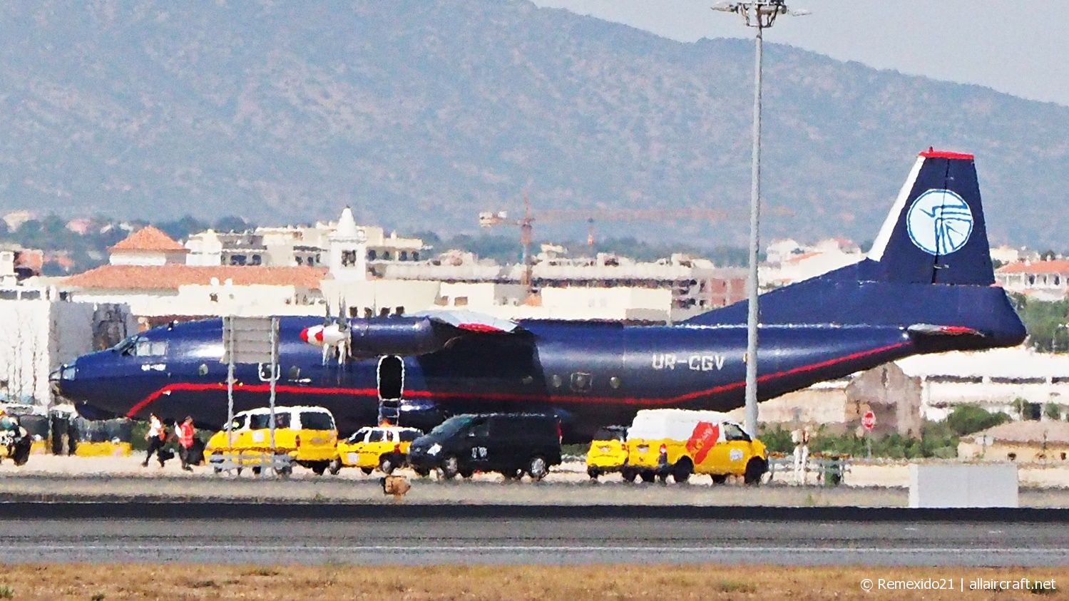 UR-CGV (6344610) 1966 Antonov An-12BK
