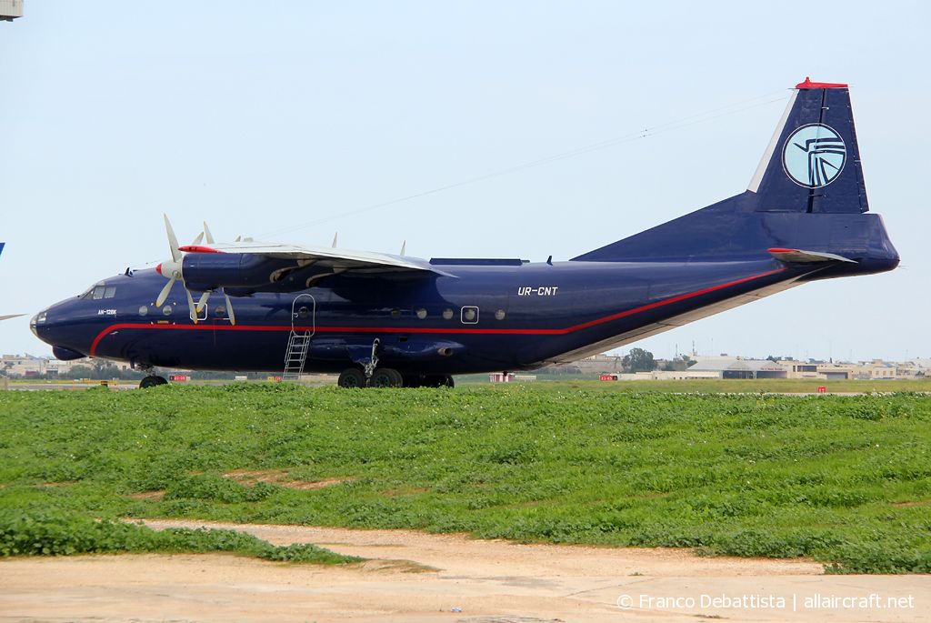 UR-CNT (00347505) 1971 Antonov An-12BK