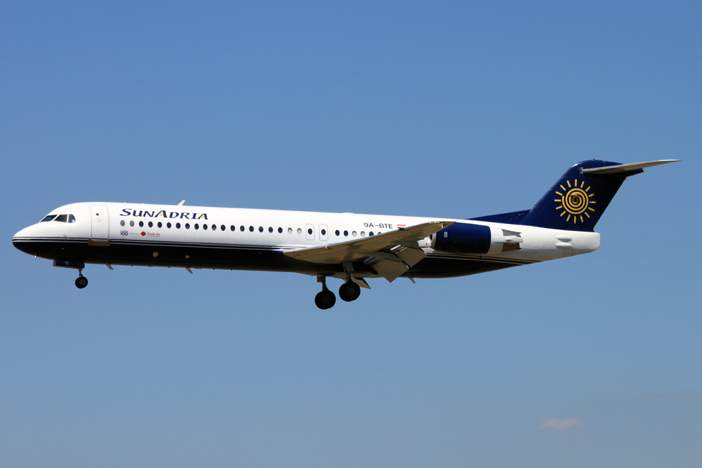 9A-BTE · Fokker 100 · (BCN / LEBL)