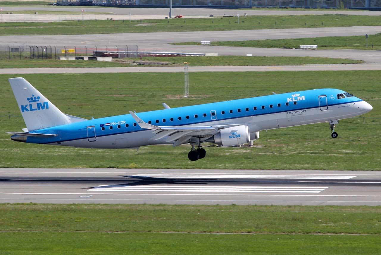 PH-EZR (19000375) Embraer 190-100STD