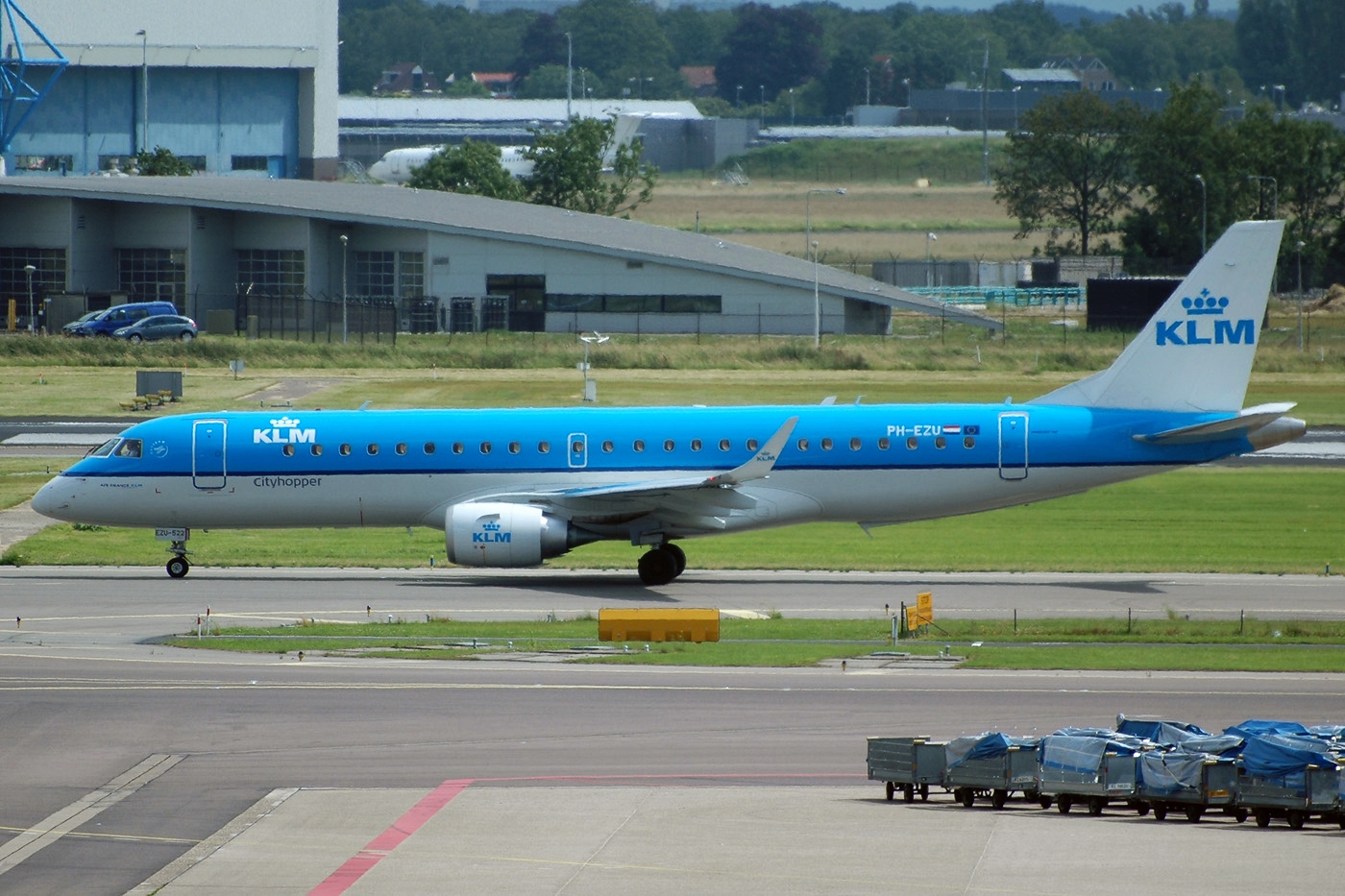 PH-EZU · Embraer 190-100STD · (AMS / EHAM)