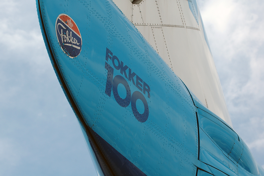 PH-OFE · Fokker 100 · (AMS / EHAM