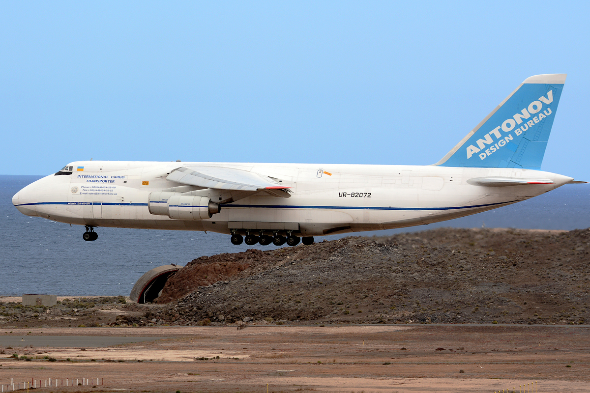 UR-82072 · Antonov An-124-100 Ruslan · (LPA / GCLP)