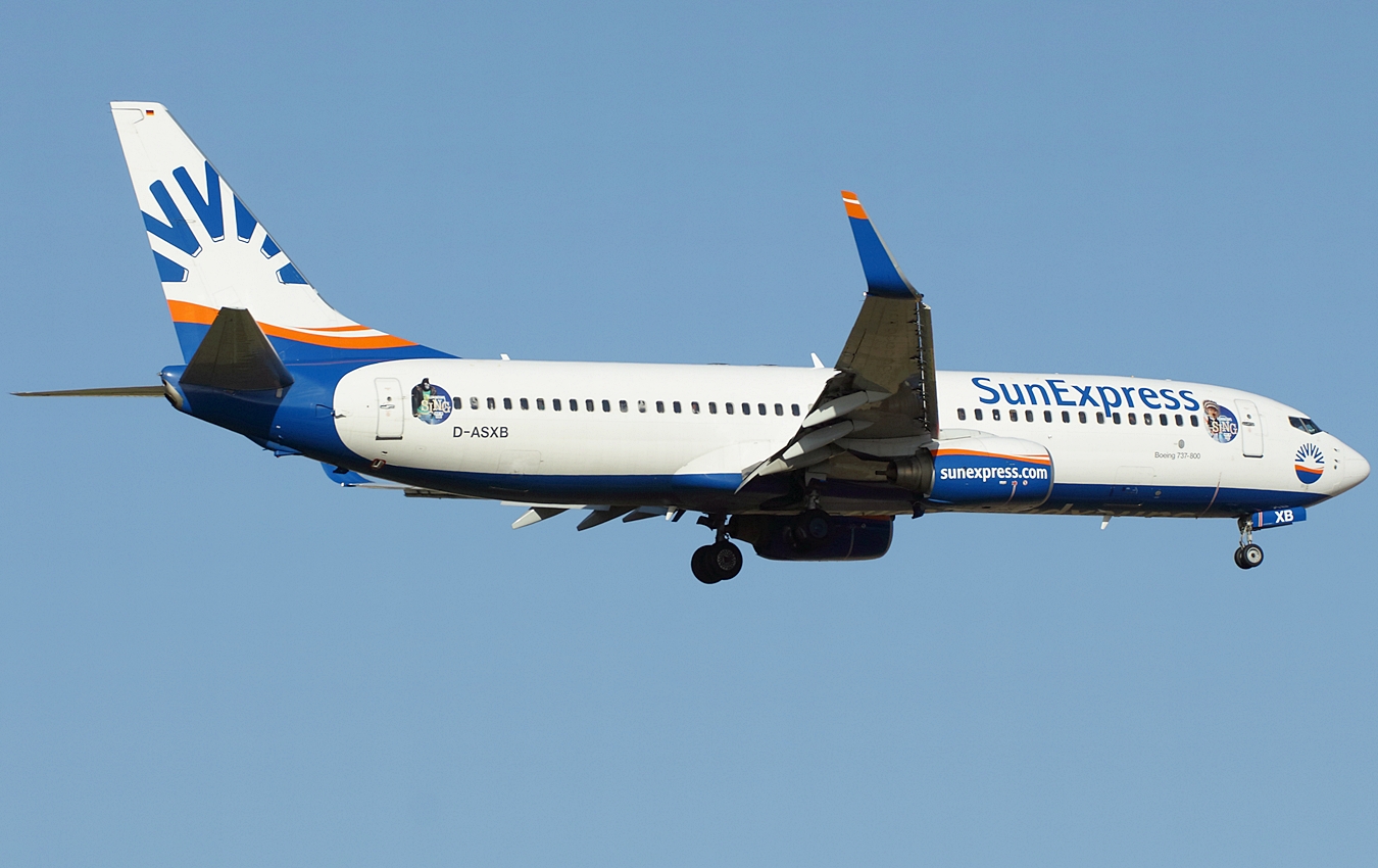 D-ASXB (30420) 2002 Boeing 737-8Z9 WL
