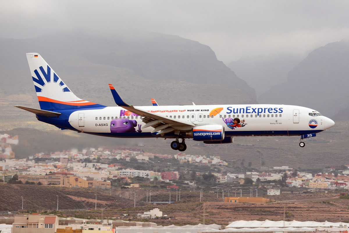D-ASXG (32366) 2002 Boeing 737-8CX(WL)