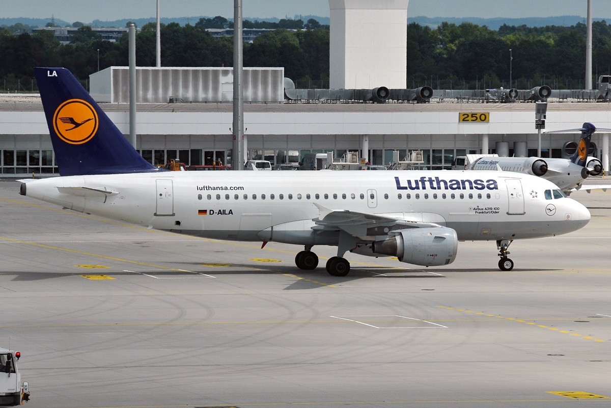 D-AILA · Airbus A319-114 · (MUC / EDDM)