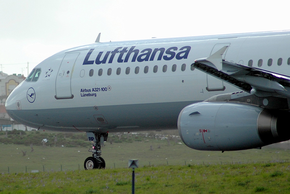 D-AIRP (564) 1995 Airbus A321-131