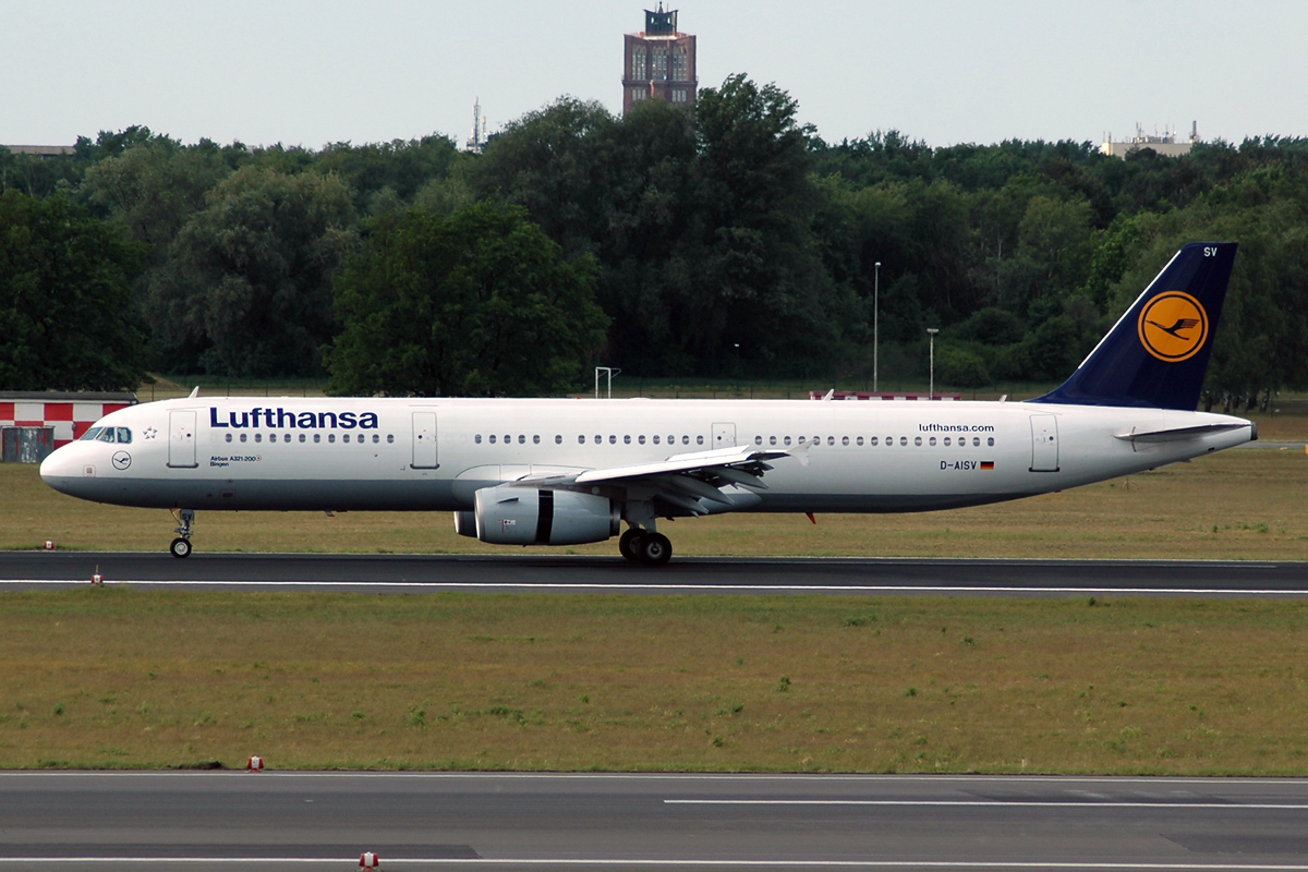 D-AISV · Airbus A321-231 · (TXL / EDDT)
