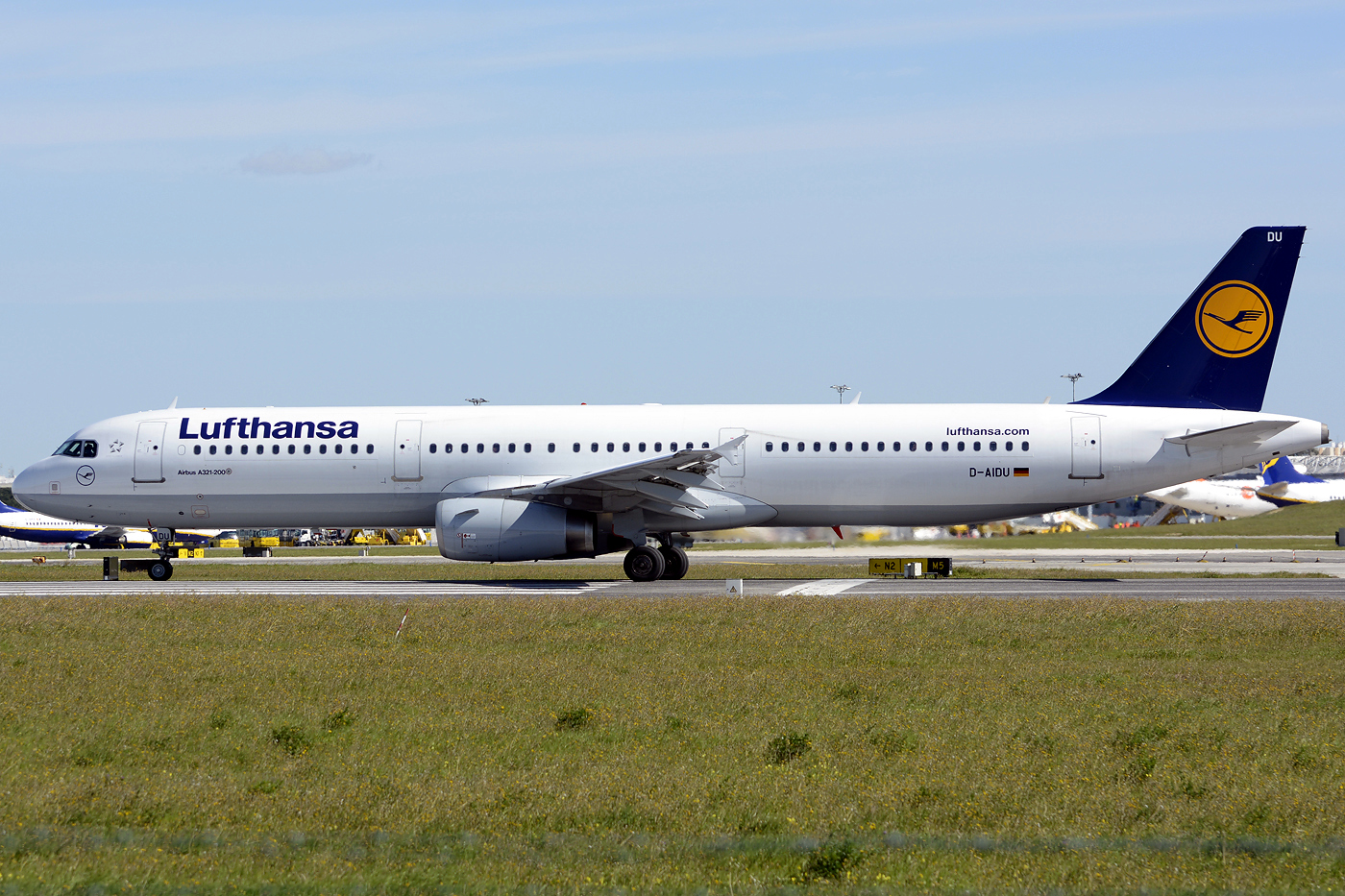 D-AIDU · Airbus A321-231 · (LIS / LPPT)