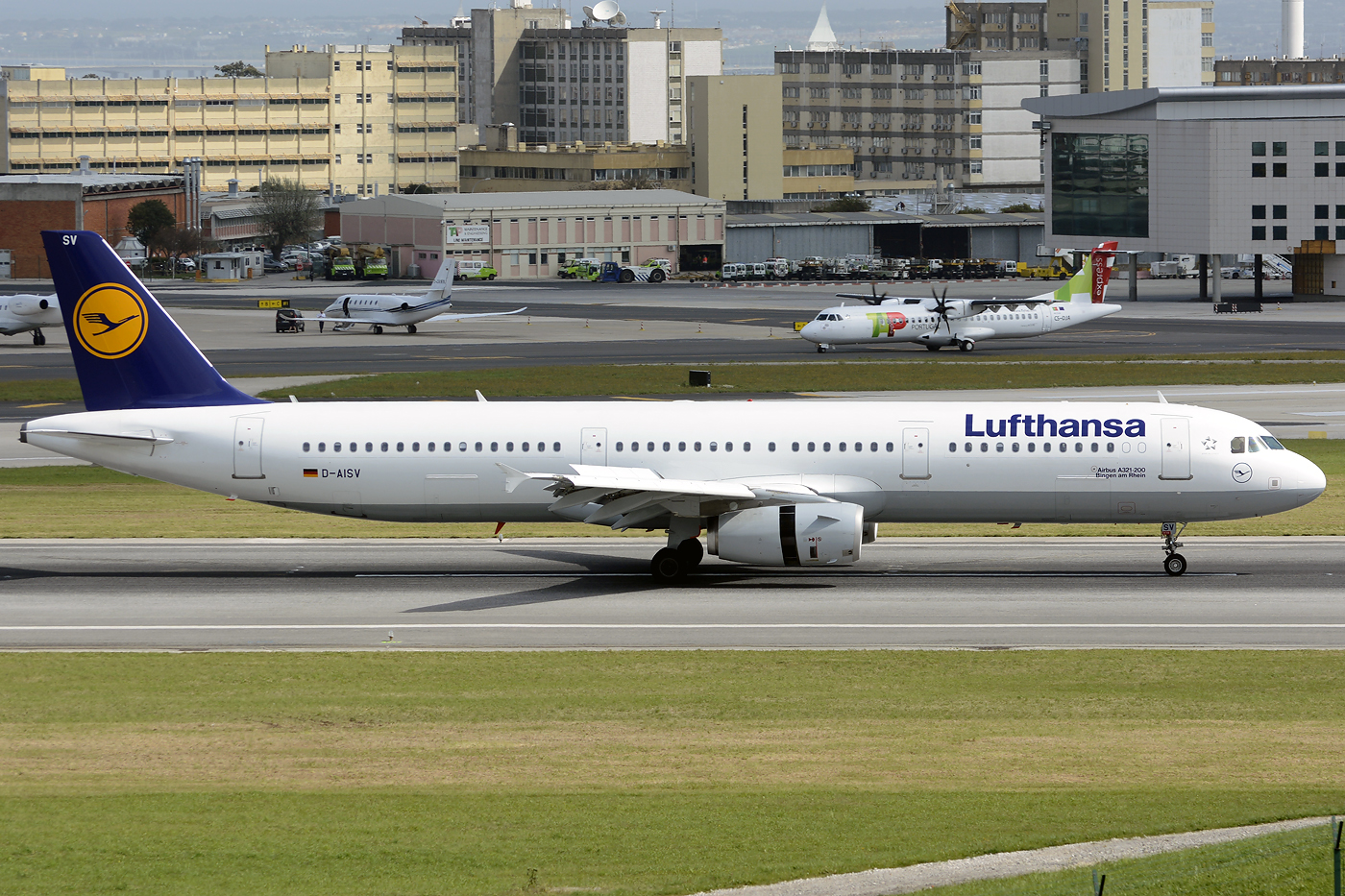D-AISV · Airbus A321-231 · (LIS / LPPT)