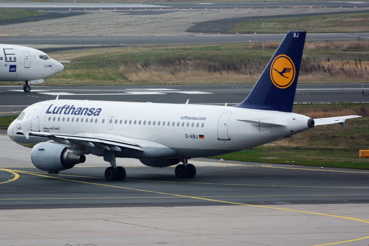 D-AIBJ · Airbus A319-112 · (FRA / EDDF)