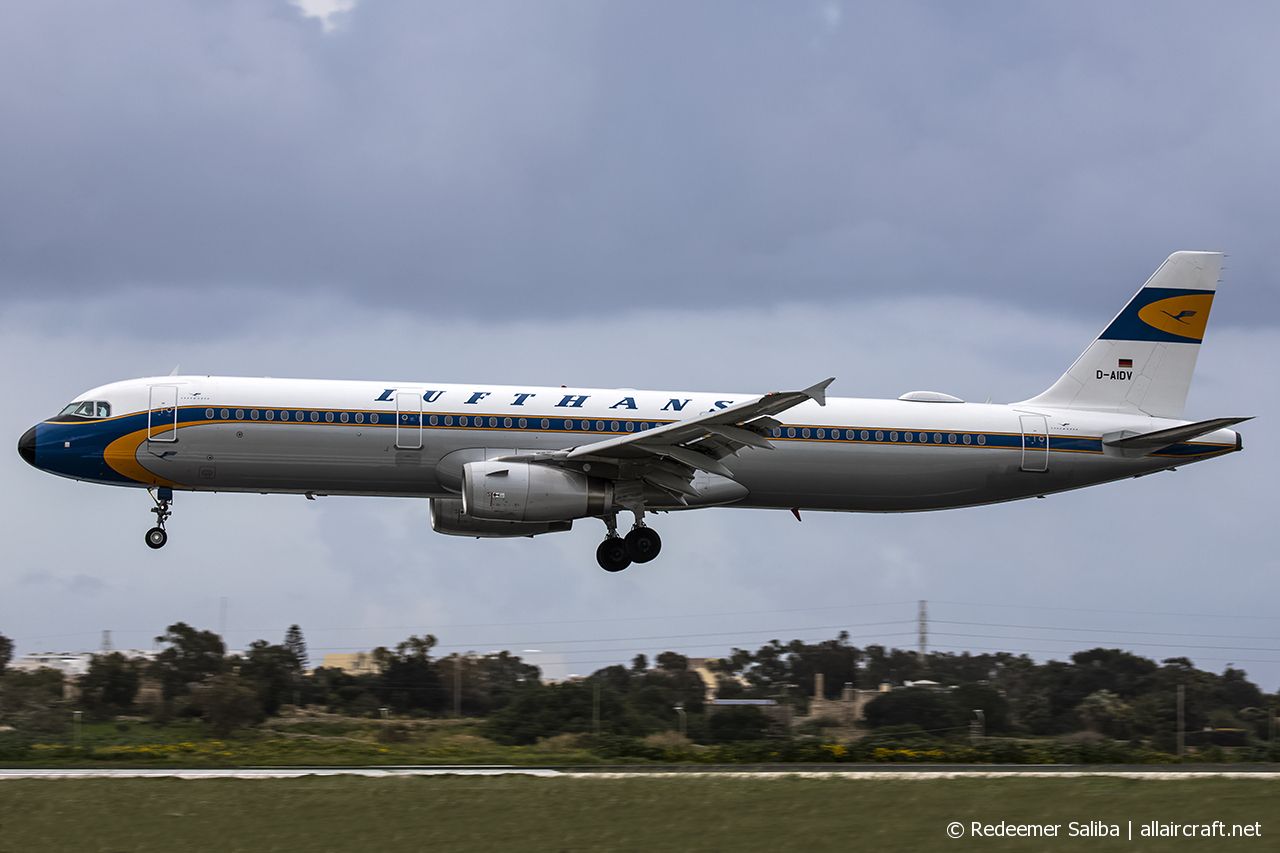 D-AIDV (5413) 2012 Airbus A321-231