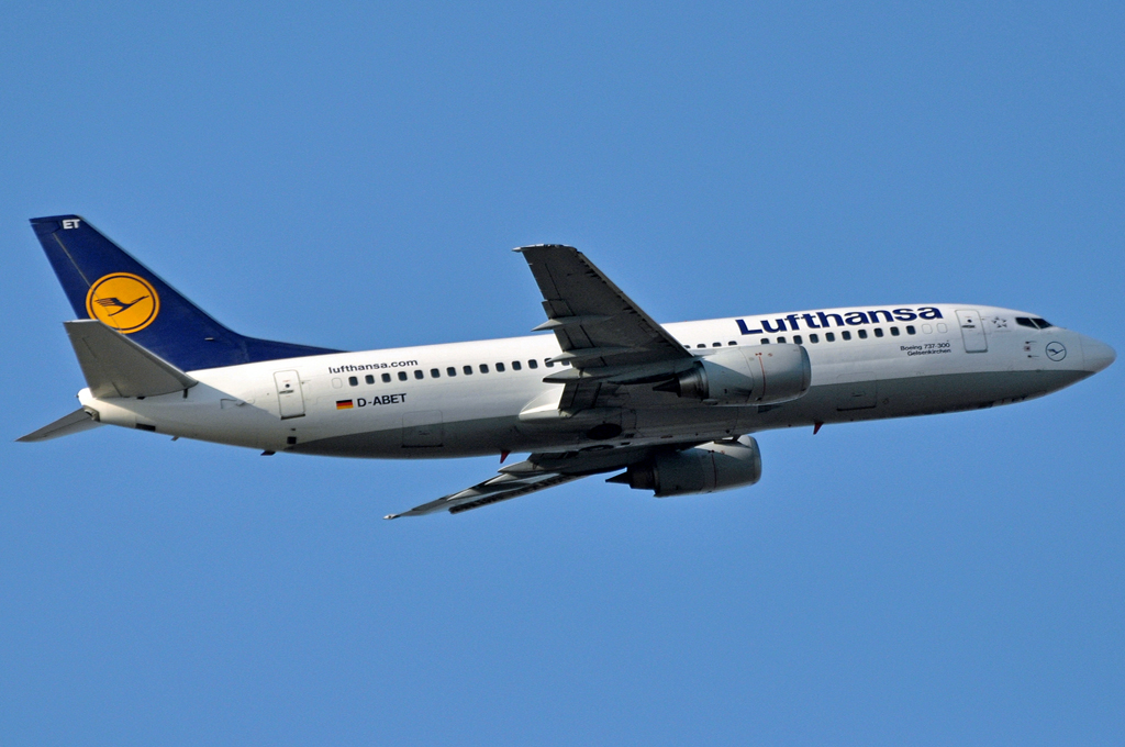 D-ABET · Boeing 737-330 · (CPH / EKCH)