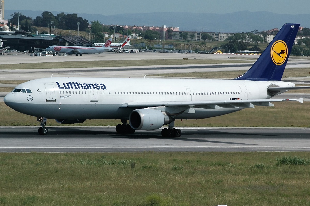 D-AIAM (408) 1987 Airbus A300B4-603