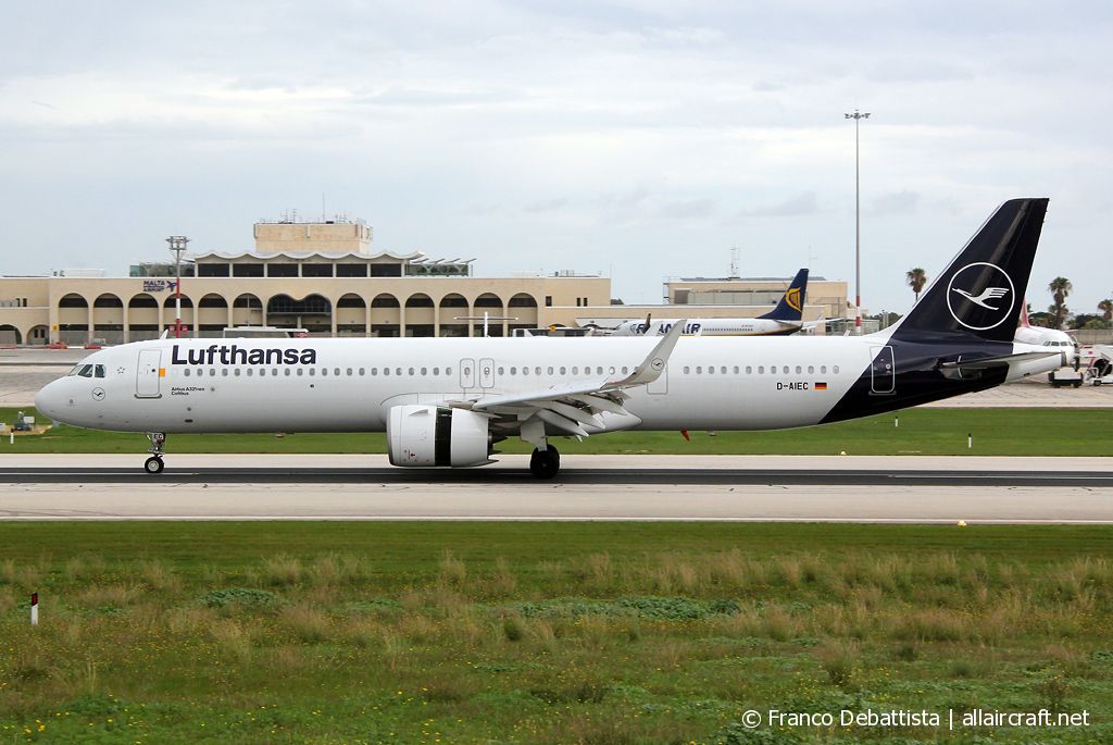 D-AIEC · Airbus A321-271NX · (MLA / LMML)