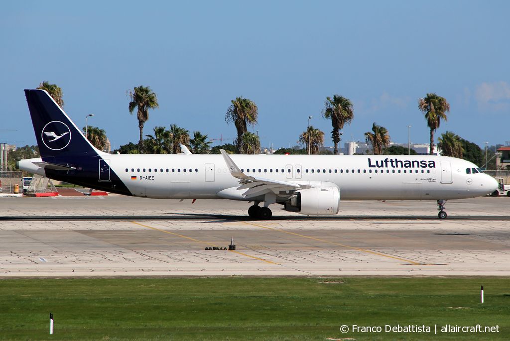 D-AIEE · Airbus A321-271NX · (MLA / LMML)