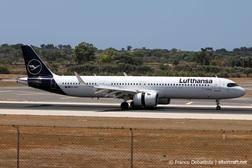 D-AIEK · Airbus A321-271NX · (MLA / LMML)
