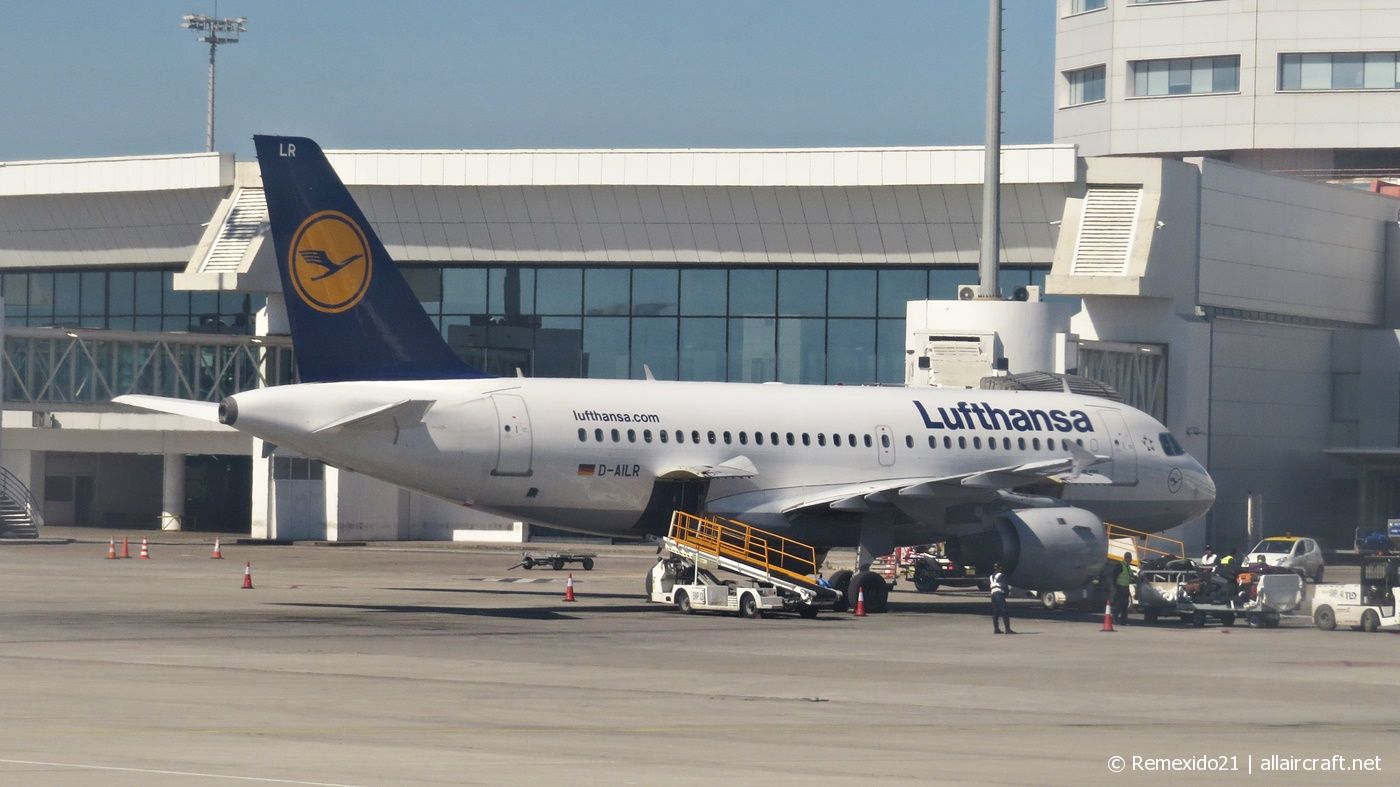 D-AILR · Airbus A319-114 · (ALG / DAAG)