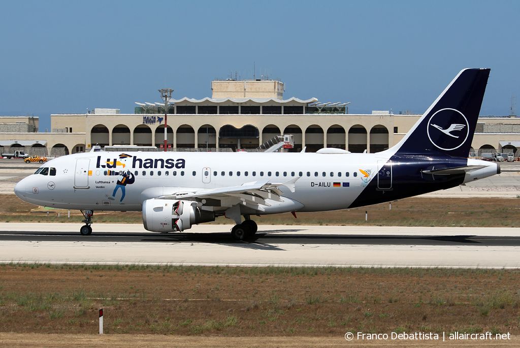 D-AILU · Airbus A319-114 · (MLA / LMML)