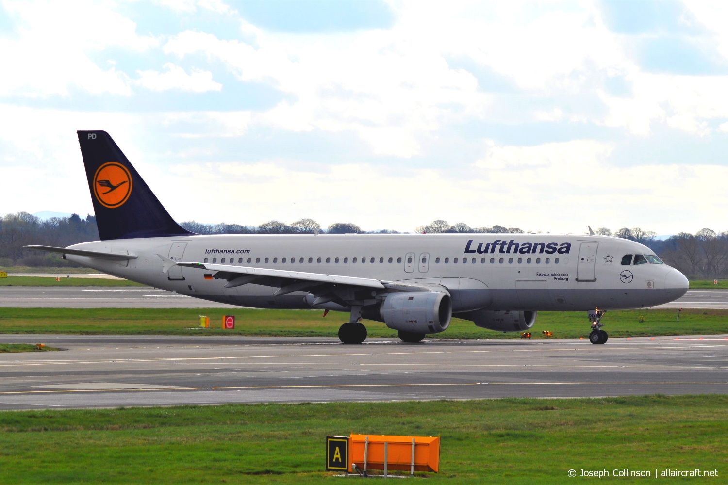 D-AIPD · Airbus A320-211 · (MAN / EGCC)