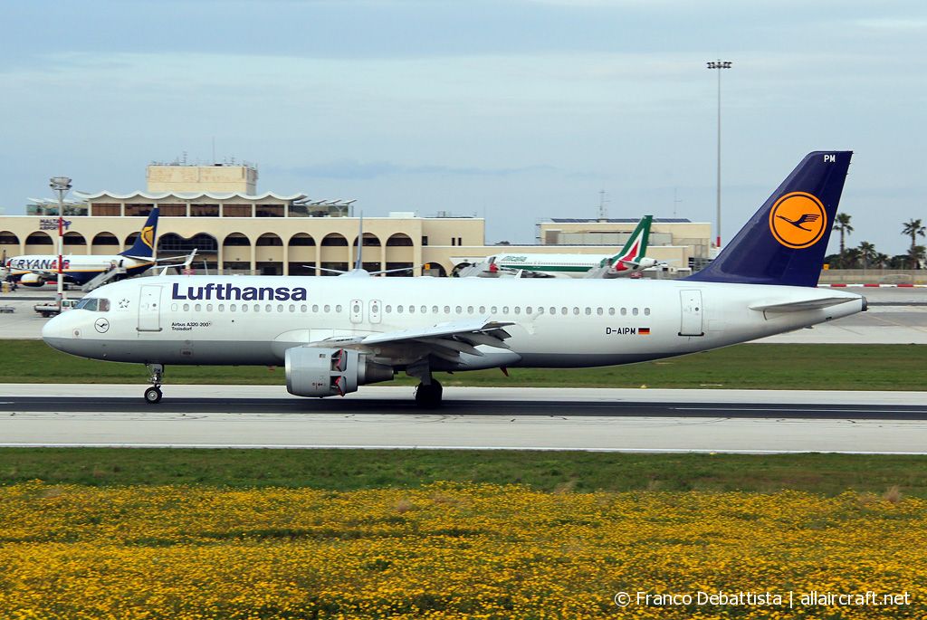 D-AIPM · Airbus A320-211 · (MLA / LMML)