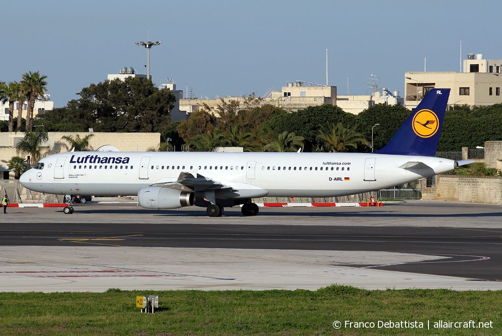 D-AIRL · Airbus A321-131 · (MLA / LMML)