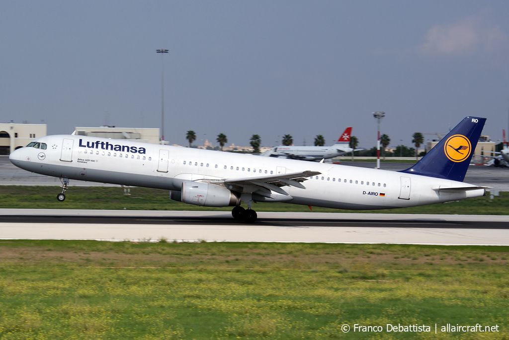 D-AIRO · Airbus A321-131 · (MLA / LMML)